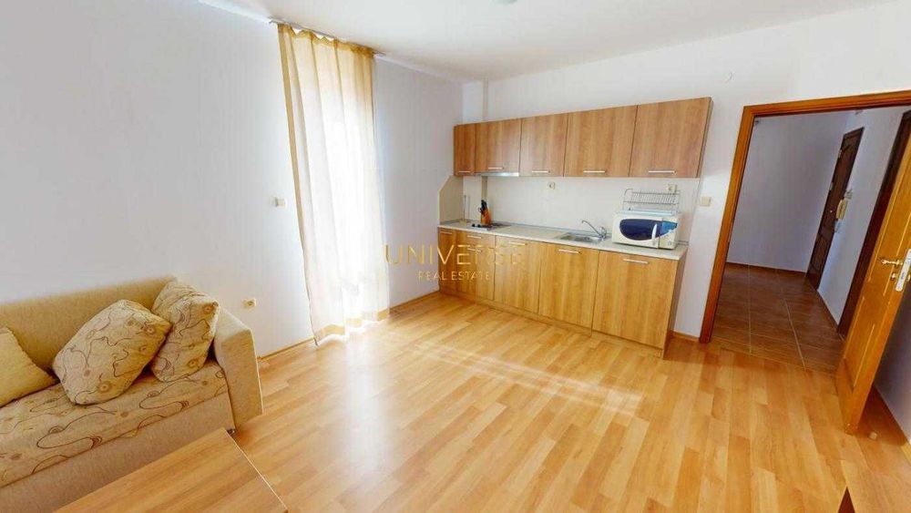 Продава се Тристаен апартамент в к.к. Слънчев бряг - 122 кв.м за 779 €/кв.м - Снимка #2