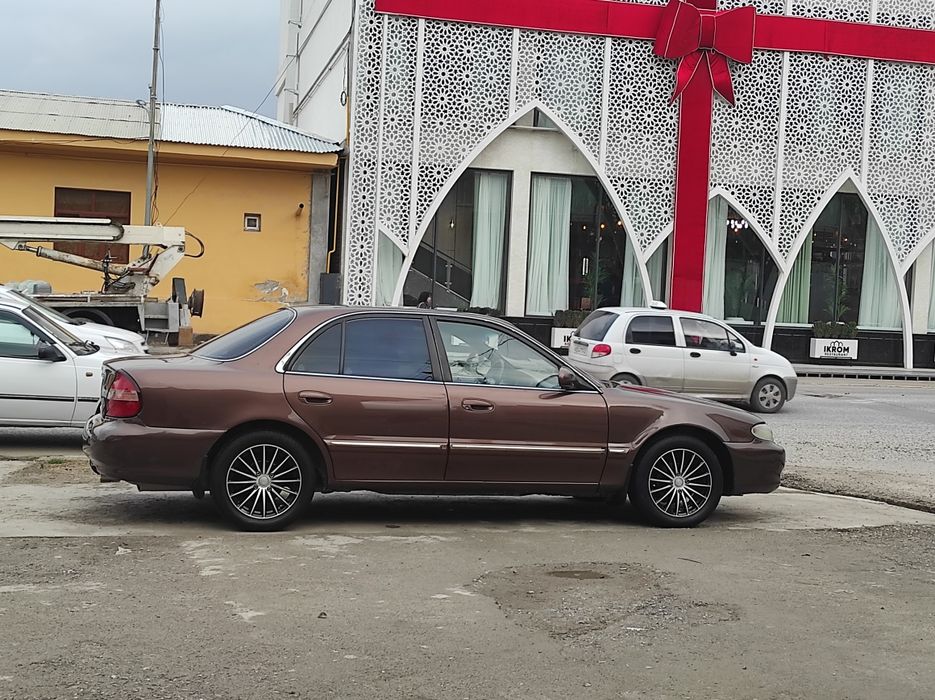 Хундай саната 3 йуришла юмшок  йли 96 метан гази бор