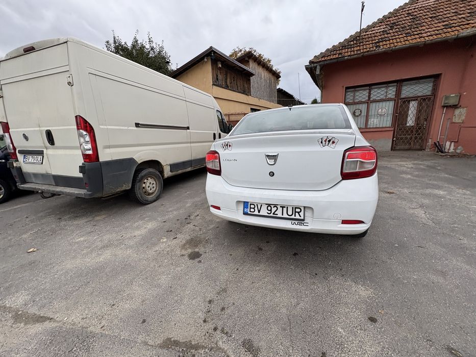 Vand sau schimb dacia logan