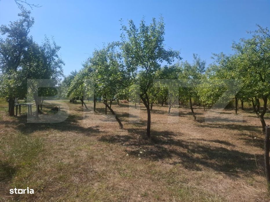 teren cu priveliste panoramica deosebita
