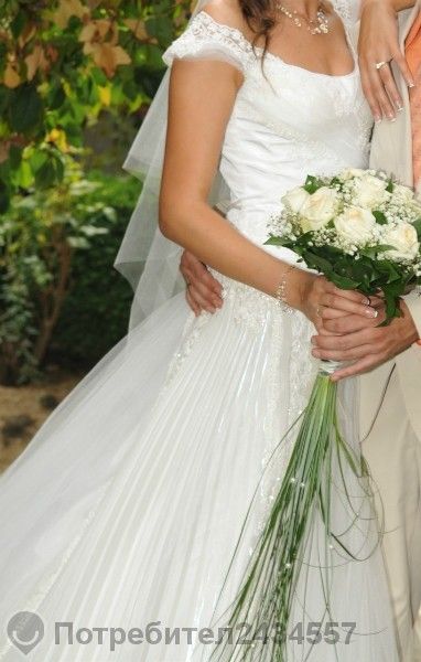 дизайнерска булченска рокля