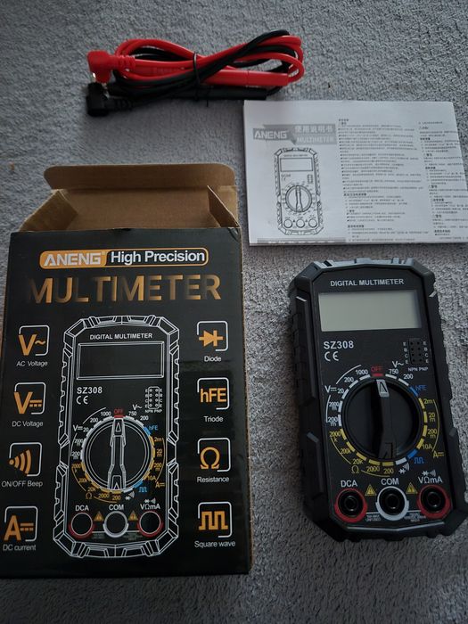 Multimetru digital, nou, cutie, cabluri si baterie nouă
