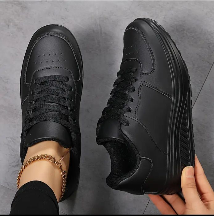 Дамски  обувки  р. 39 и 42