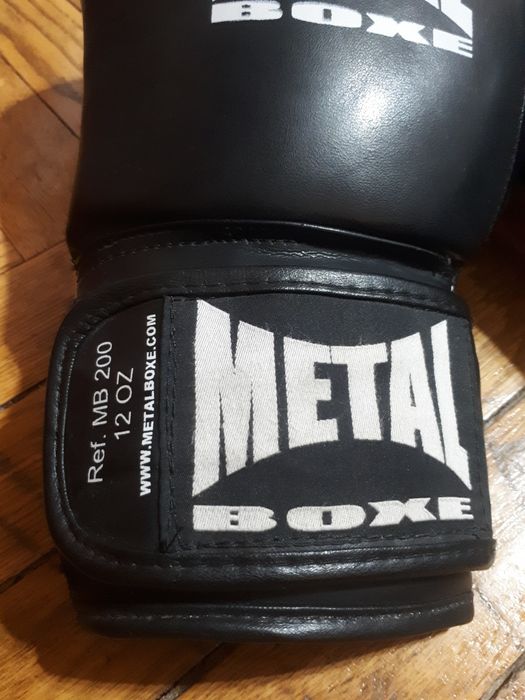 Manusi box kickbox Metal Boxe, marime 12 OZ, sunt noi