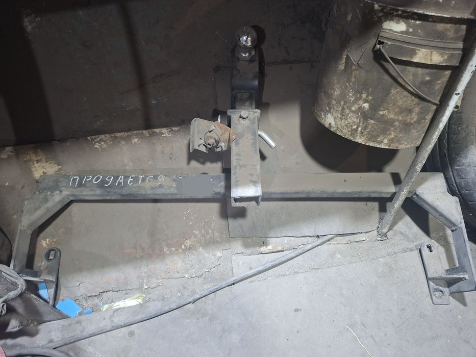 Продам фаркоп снят с Шевроле экьюнокс(Equinox)