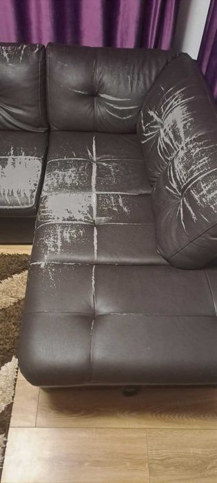 Coltar extensibil cu lada de depozitare