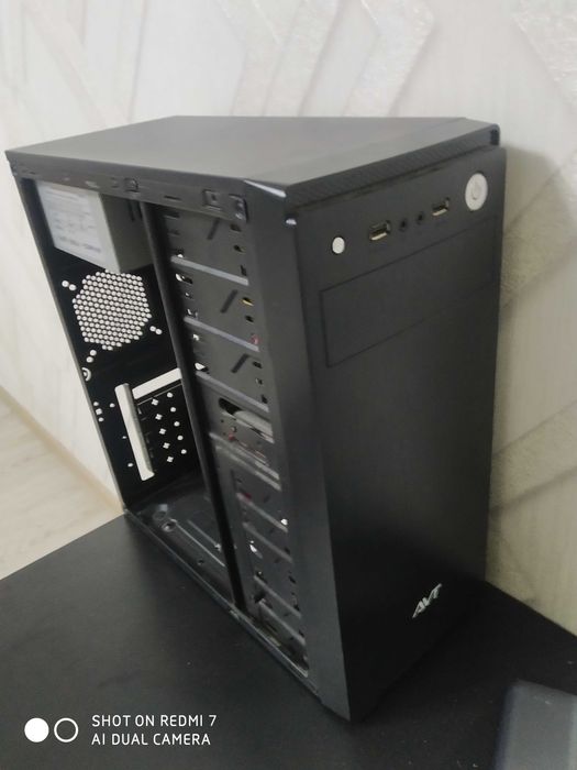 Компьютер офисный для нетребовательных игр