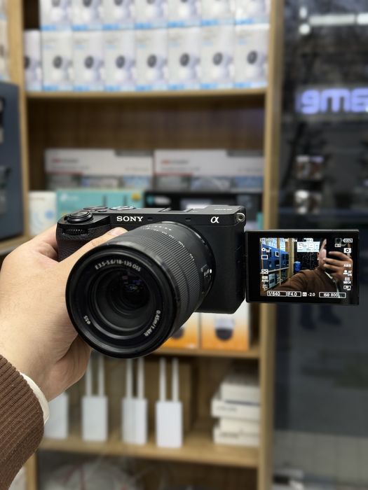 Sony A6700 4K 18-135mm + 56mm f1,8 video kamera 4K 120fps 10-bit 4.4.2