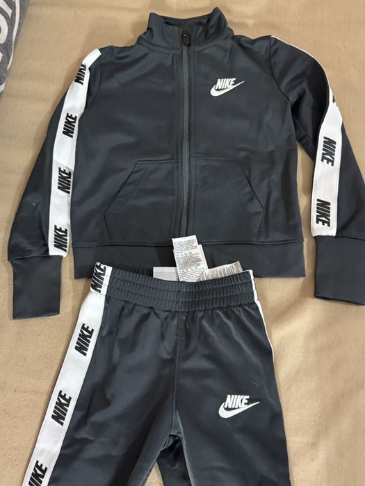 Детски комплект Nike