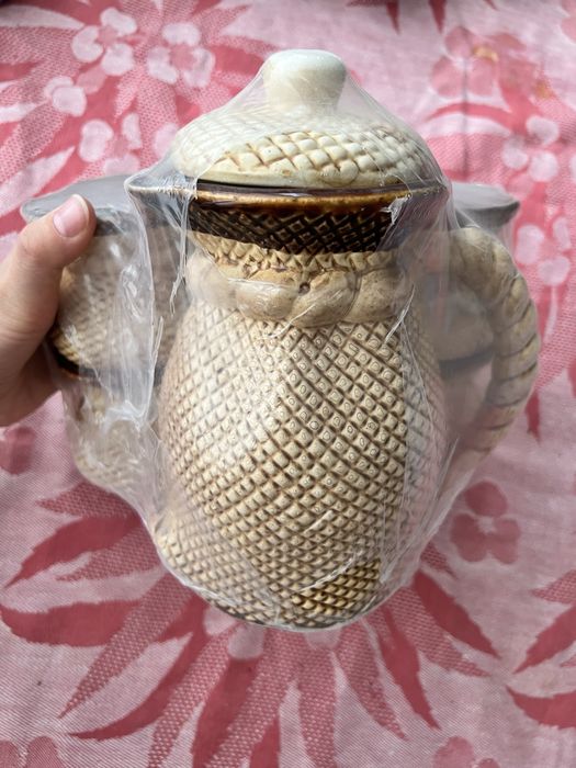 Большая копилка и посуда