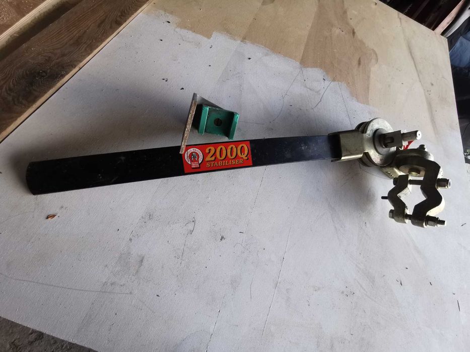 Стабилизатор за каравана / ремърке BULDOG 200Q