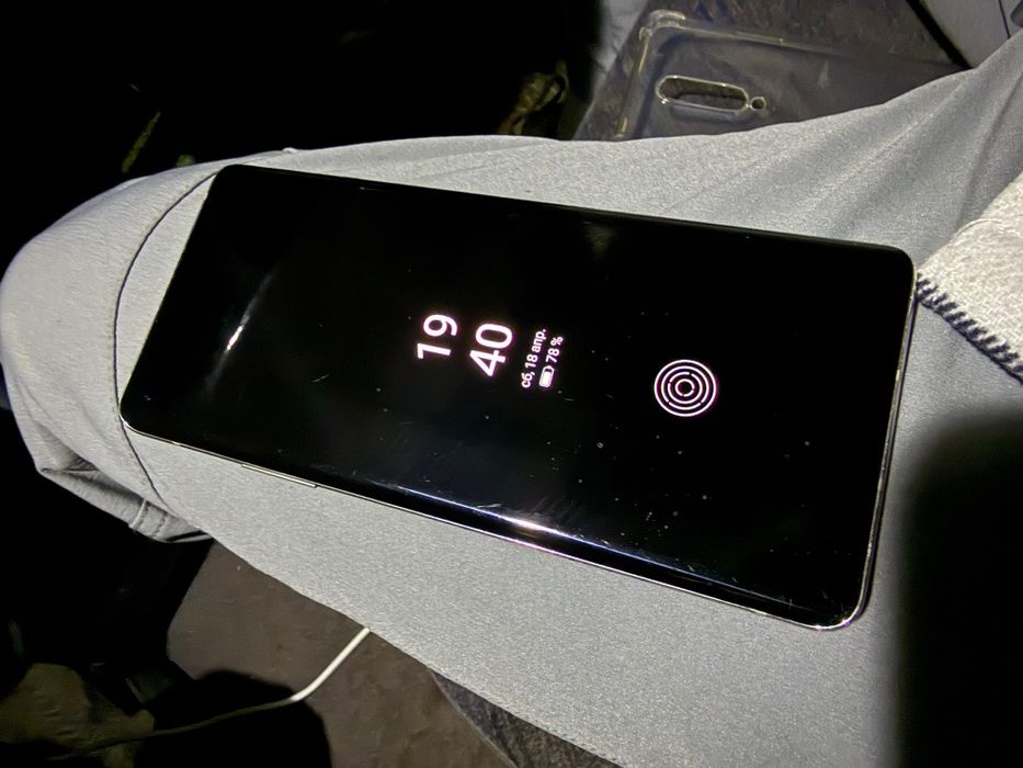 OnePlus 8 продам или обменяю