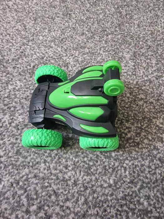 Кола със звук и светлини