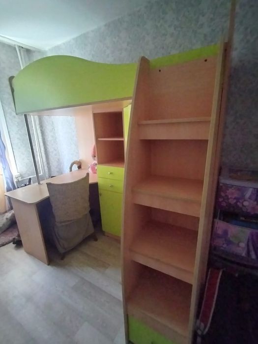 Продам кровать подростковую