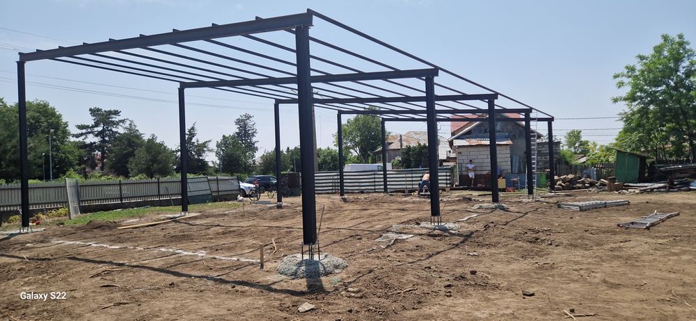 Vând hală metalica