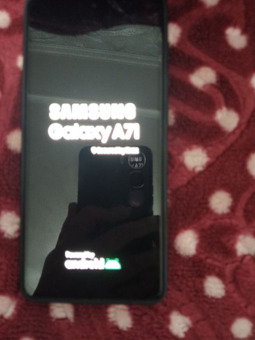 Продам Самсунг А71