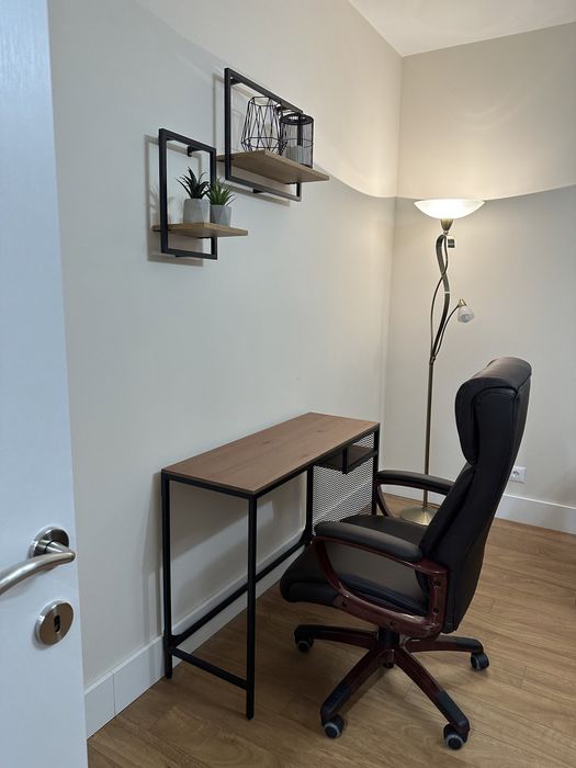 Inchiriez apartament regim hotelier