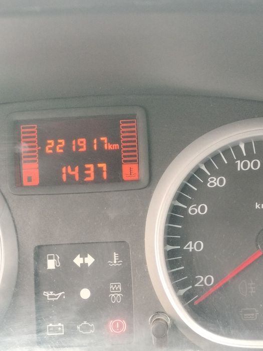 Vând Duster 4x4 1.5 DCI