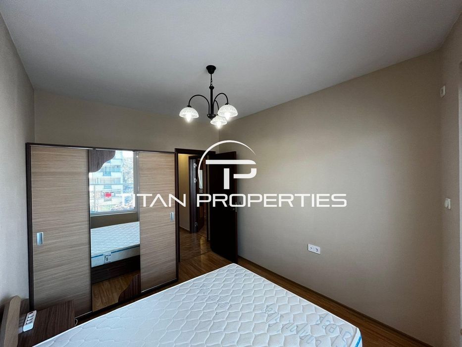 Тристаен апартамент за продажба в кв. Кършияка