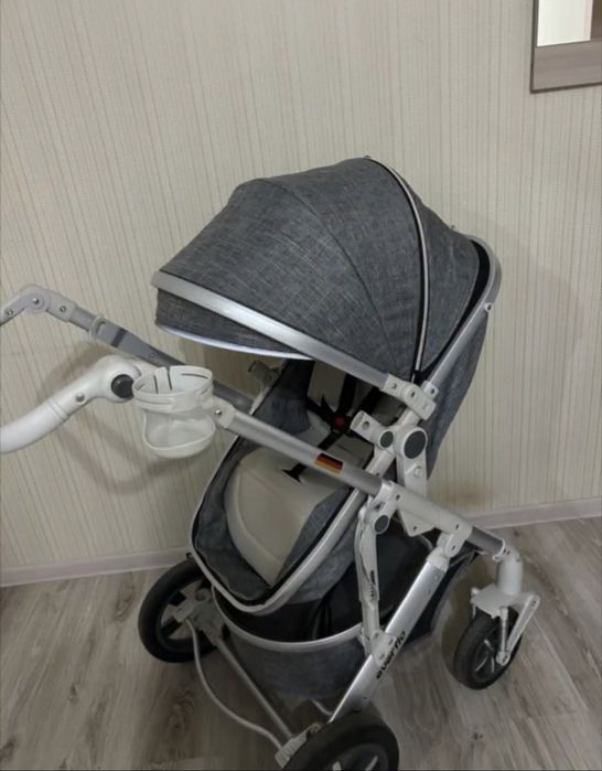 Продаю коляску 3 в 1