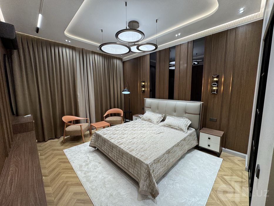 Business class Regnum Plaza 4 ком