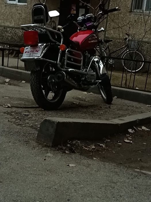 Мотоцикл GSX Suzuki 200