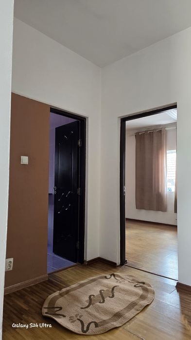 Inchiriez casa bragadiru