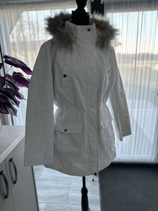 Geaca dama noua alba