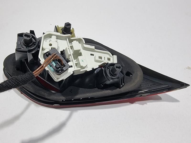 Stop dreapta haion Volkswagen Passat CC 3C8945094F