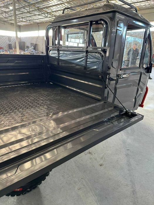 Трицикл с кабиной