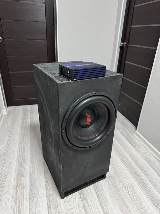 Продам сабвуфер 15 тт