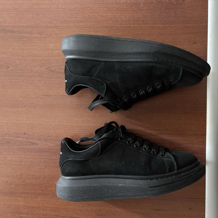 Alexander Mcqueen Triple Black