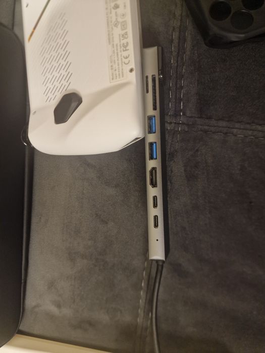 Asus ROG Ally Z1 Extreme 1TB+3 кейса, протектор и докинг стация