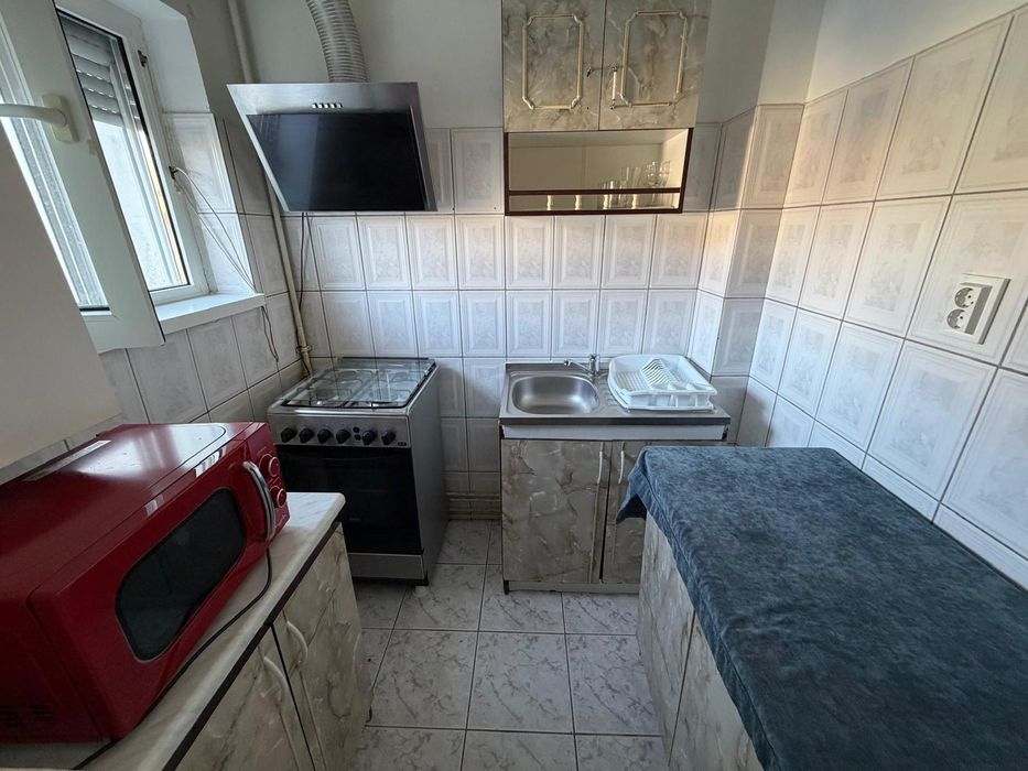 Garsoniera de închiriat