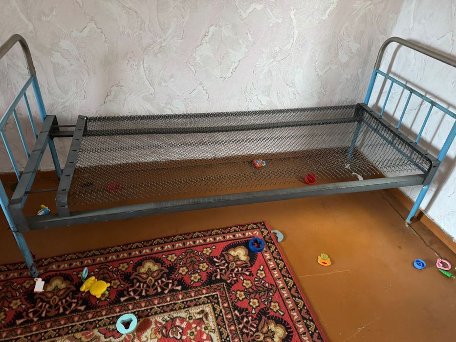 Продам кровати железные панцирные