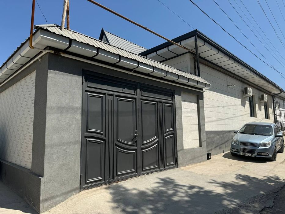 Продаётся свой дом участок.  (Uy sotiladi ) торцевой .