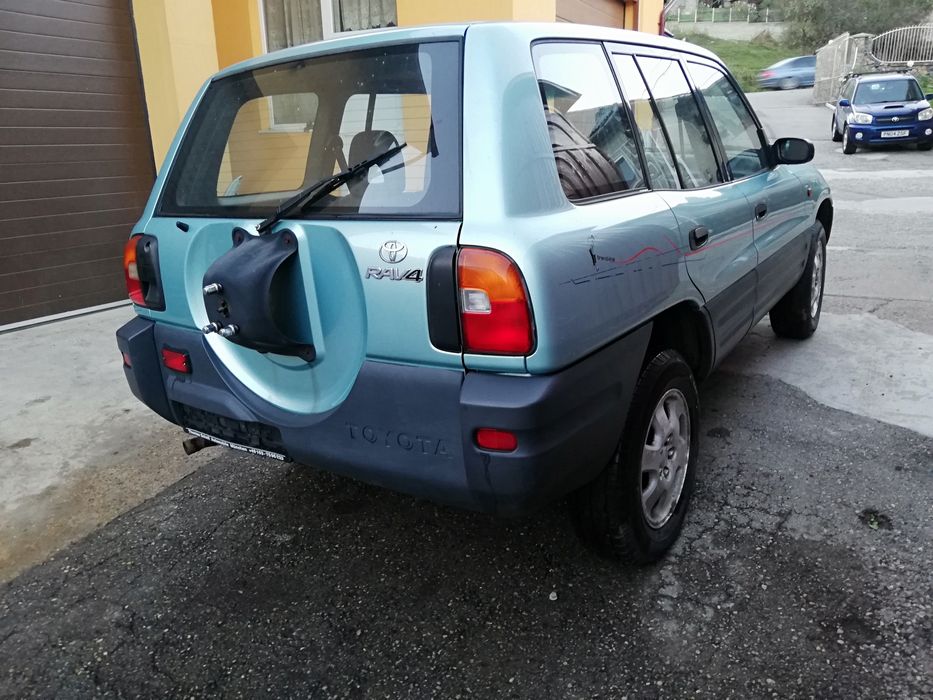 Bancheta spate toyota rav 4 2.0 i