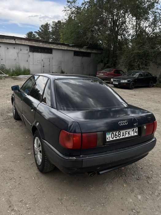 Продам Ауди б4.