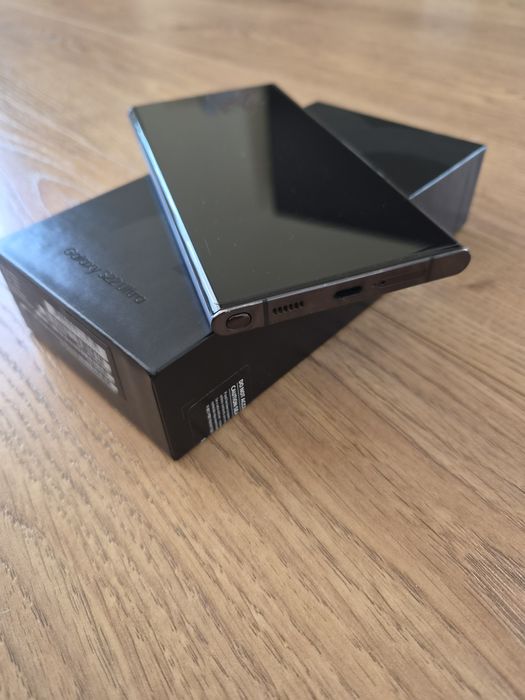 Samsung Galaxy S22 Ultra ROM 512GB, RAM 12GB