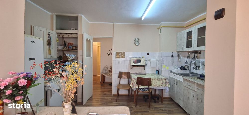 Apartament 3 camere, 77 mp, bloc 1990 – Blocurile S, zona I.F.R.
