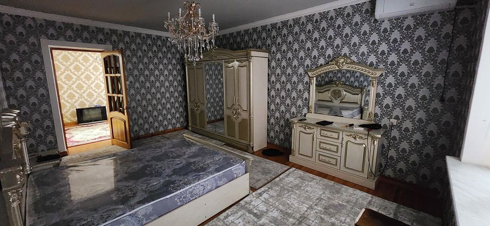 Продаётся большой 3-х этажный евродом. Со всеми удобствами