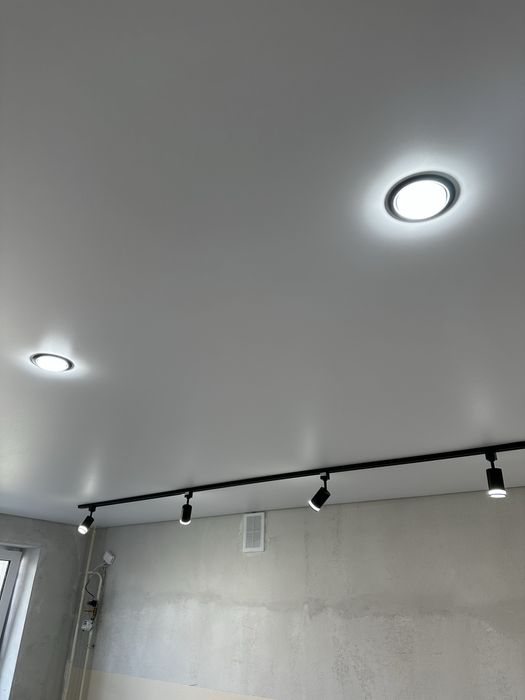 Кермелі төбе Натяжные потолки