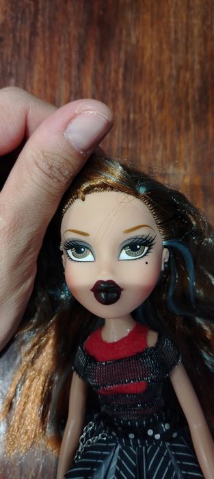 Куклы Bratz, Братц Ясмин Панк Yasmin Punk