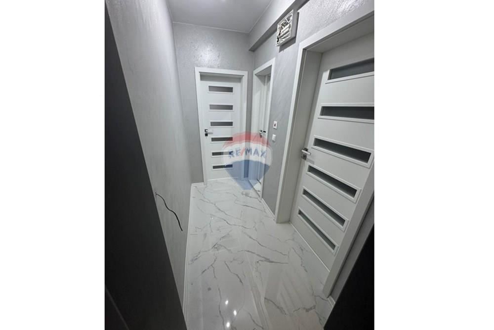 Двустаен апартамент за продажба кв. Бриз В.В 4176