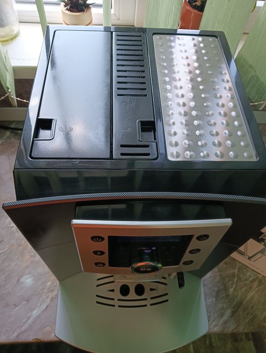 Espressor: Delonghi Perfecta Cappuccino