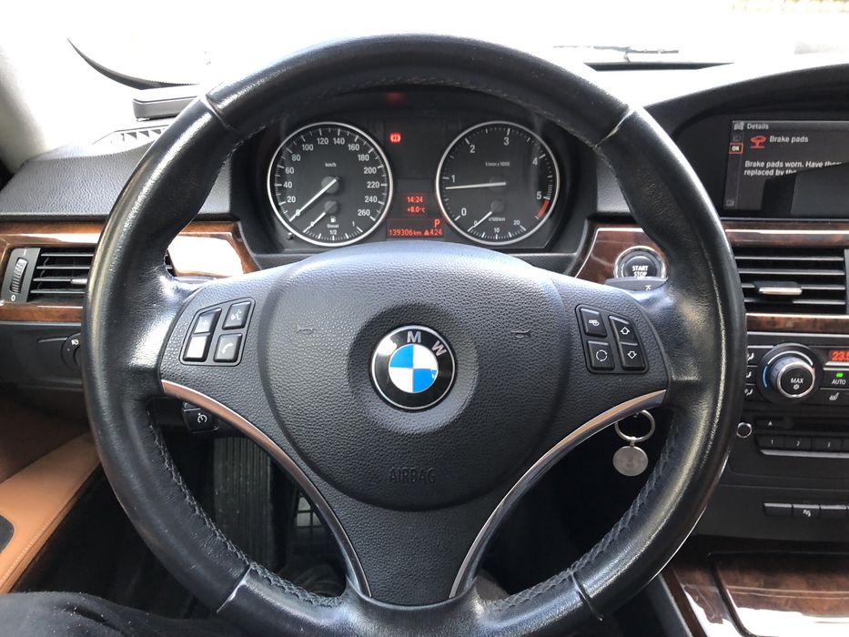 BMW 3 Series 2010 — imagine 5