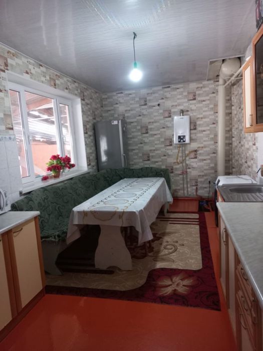 Продам дом у главной дороги