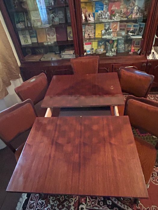 Masa extensibila cu 6 scaune