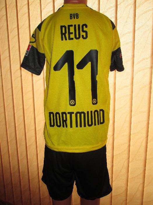 РЕТРО екипи Бор.Д. Ройс 116 размер и Юве Дибала 104 размер Сезон 2019