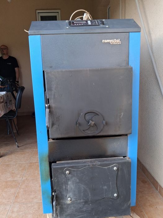 Romstal Vision BW 25 kW în stare foarte bună de funcționare,  se dă  cu vas de expansiune 60 litri  și boiler 120 litri.